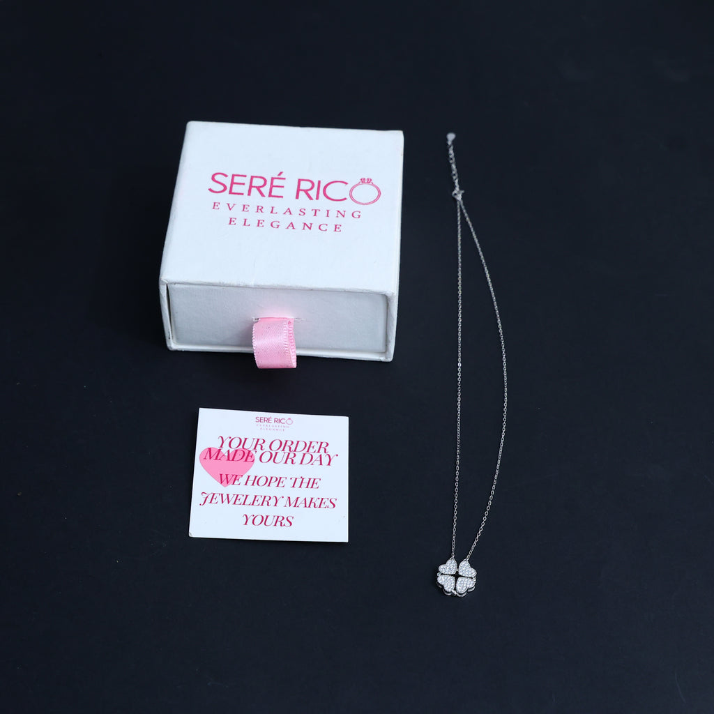 925 Silver Lucky Clove Necklace